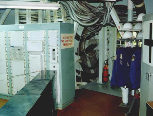 TMUS14.jpg (287535 bytes)