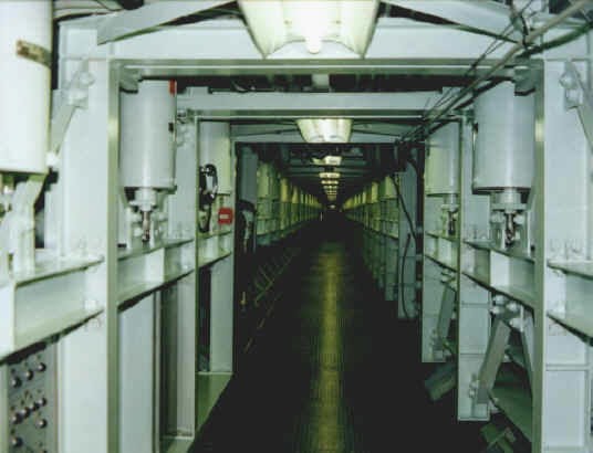 TMUS16.jpg (264010 bytes)
